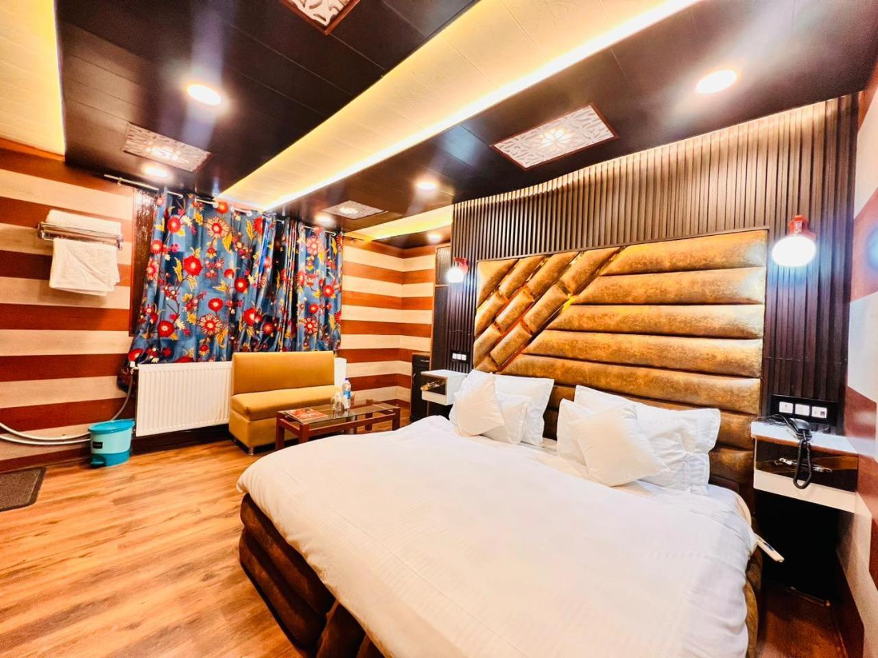 גולמארג Pine View Resort מראה חיצוני תמונה