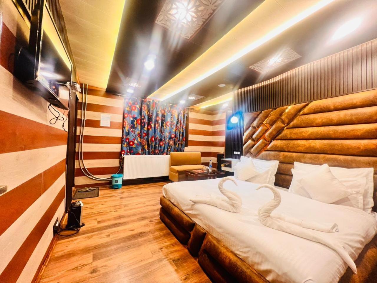 גולמארג Pine View Resort מראה חיצוני תמונה