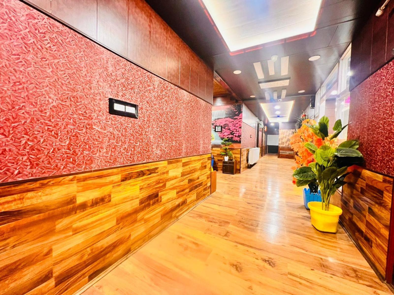 גולמארג Pine View Resort מראה חיצוני תמונה