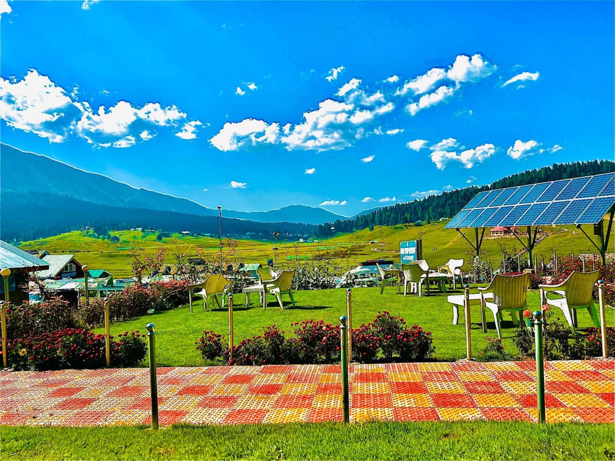 גולמארג Pine View Resort מראה חיצוני תמונה